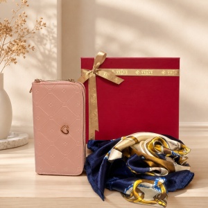 Set premium dama Romance Edition, cu portofel din piele eco roz si esarfa satinata, in cutie eleganta - Img 5