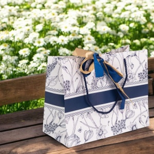 Set trei pungi cu model floral, snur si panglica satinata, Albastru, 25 x 12 x 20 cm