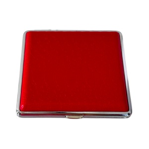 Tabachera kitt accesorii pentru rulat tigari, cu spatiu depozitare tutun, model vintage, Rosu