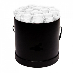 Aranjament floral cu 15 trandafiri de sapun, in cutie neagra rotunda Alb
