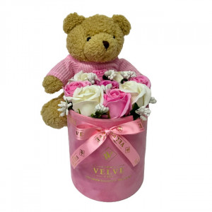 Aranjament floral cu ursulet de plus Bej/Roz, aranjament floral sapun in cutie rotunda catifea roz