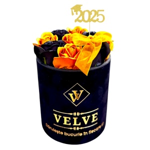 Aranjament floral pentru absolvire VLV, cu 9 trandafiri de sapun, in cutie neagra si catifea, Gold-Negru - Img 1
