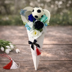 Buchet Elegant cu trandafiri de sapun, flori artizanale si decoratiune minge