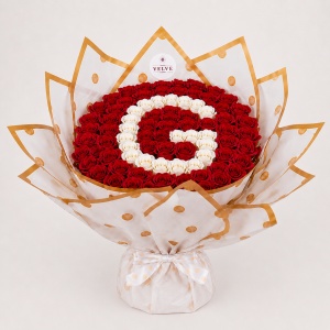 Buchet floral personalizat cu litera din 65 trandafiri de sapun, Rosu- Alb - Img 7
