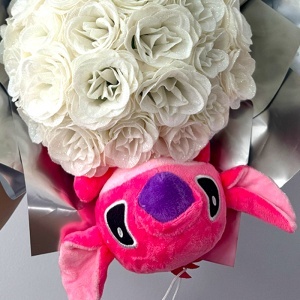 Buchet floral premium Stitch si Angel cu 35 trandafiri decorativi cu efect glitter, inaltime 45 cm, Alb - Img 2