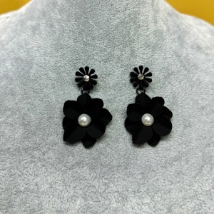 Cercei lungi Theona, design floral, cu tija si pietre artizanale, Negru 5