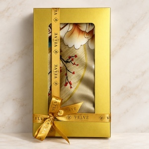 Esarfa premium dama cu motive florale, 70 x 70 cm, Bej auriu - Img 5