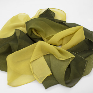 Esarfa satinata de dama, in cutie cadou, Verde olive-galben, 163x50 cm - Img 4