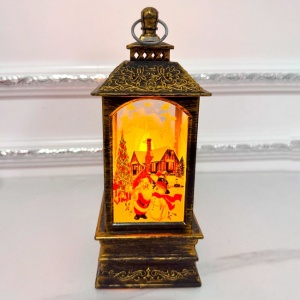 Felinar luminos decorativ Light and Magic, cu LED si peisaj de iarna, Mos Craciun cu Om de Zapada, Maro, 21X8X8 cm