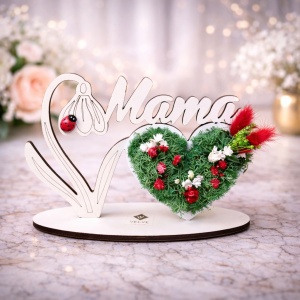 Ornament din lemn Draw Me, ce poate fi personalizat cromatic, cu tematica individuala (Mama), licheni stabilizati si imortele, Rosu