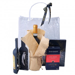 Pachet aniversar Bar Party, cu accesorii bar in cutie tematica, pachet cafea Davidoff, Vin Bottega Pinot Grigio Delle Venezie Rose si cutie cu ciocolata umpluta cu lichior Anthon Bera Dark 187gr, in punga asortata 5