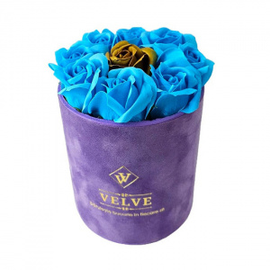 Pachet dama VLV, Aranjament floral cu trandafiri de sapun, in cutie mov de catifea, parfum Riiffs Gemini Pour Femme si praline Raffaello, Bleu