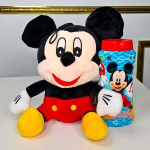 Pachet pentru copii cu jucarie de plus Mickey Mouse, Kinder Chocolate si gel de dus, in punga cadou - Img 3