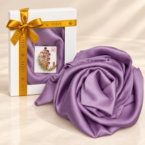 Pachet Silky pentru femei cu esarfa eleganta si brosa, 170 x 90 cm, Lila - Img 5