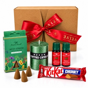 Set cadou Aroma Bliss, cu KitKat Chunky, lumanare, conuri Anti Stress si 2 uleiuri parfumate, Model Verde - Img 3