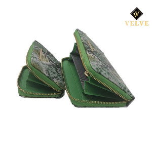Set de 2 portofele cu imprimeu snake, verde