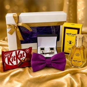 Set pentru barbati Imperial Violet Edition cu parfum arabesc Ameer Al Oudh 50 ml, papion mov, butoni, ac de cravata si ciocolata - Img 7