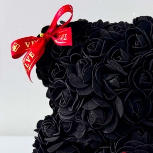 Ursulet floral cu trandafiri din spuma si buchet decorat manual, cu mesaj, Negru, 20 cm - Img 3