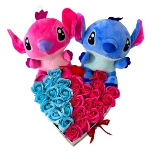 Aranjament cu flori de sapun si jucarii de plus Stitch in cutie in forma de inima - Img 2