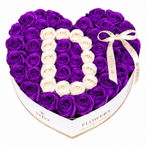 Aranjament floral personalizat cu litera, in cutie inima, cu 49 trandafiri de sapun, Mov-Alb - Img 4
