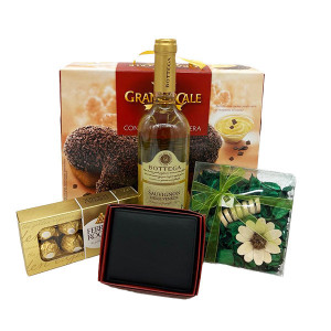 Pachet HappyEaster, Bottega Sauvignon, Panettone Granducale de 750g, 8 praline Ferrero, flori uscate si un portofel din piele naturala   