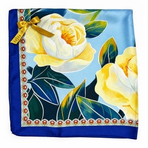 Esarfa premium dama cu motive florale, 70 x 70 cm, Bleumarin - Img 2