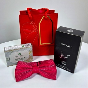 Pachet Christmas Elegance, pentru barbati, cu parfum, conuri parfumate, papion elegant si punga cadou, Rosu - Img 3