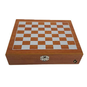 Set cadou pentru barbati, in forma de sah, maro 