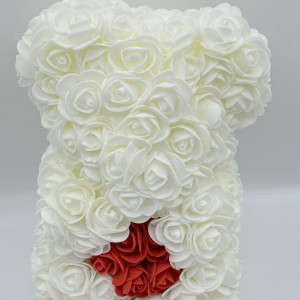 Ursulet floral alb cu inima rosie, din Trandafiri 25 cm, decorat manual, cutie cadou - Img 3