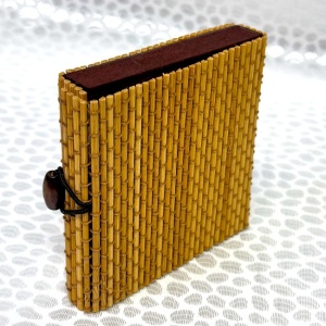 Bratara Red Howlite, din pietre naturale, in cutie cadou, Rosu - Img 3