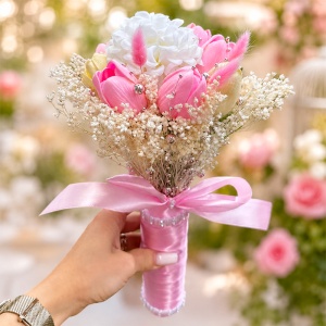 Buchet de mireasa premium, cu lalele, dalie artizanala, broom conservat si perle, 34 cm - Img 6