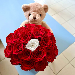 Buchet floral cu 23 de trandafiri criogenati