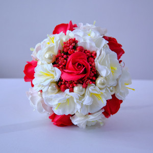 Buchet Mireasa, trandafiri, anemone, stamine si accesorii, alb - rosu