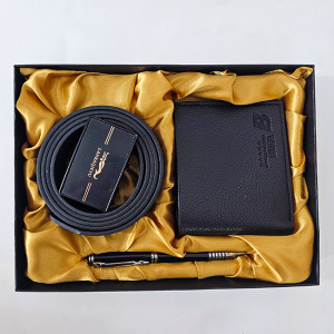 Cadou elegant pentru barbati Grand Touch, caseta cu portofel, pix metalic asortat si curea din piele ecologica, pe pat satinat in cutie cadou  4