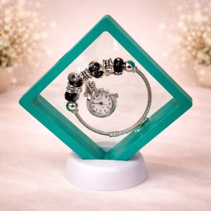 Ceas elegant Silver VSH cu pandativ, margele tip Murano si bratara reglabila, Verde