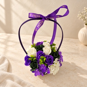 Cosulet cu flori de sapun Floral Collection, trandafiri si hortensii, 33 cm, Mov/Crem - Img 2