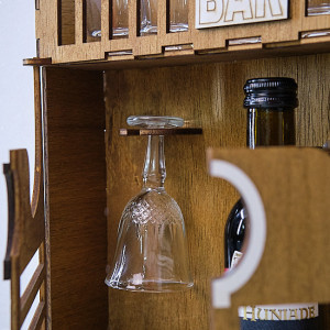 Minibar din Lemn 'Eleganță Rustică' cu Suport pentru Pahare și Sticlă