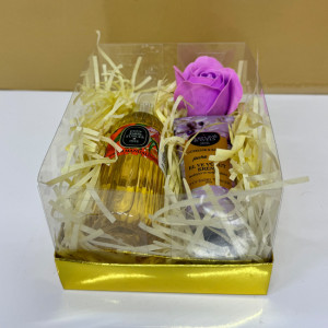 Pachet cadou Eyup, apa de colonie 150ml Eyup Sabri-Tuncer, crema de maini si de corp 50ml Eyup Sabri-Tuncer, tradafir de sapun, in cutie eleganta, Lila