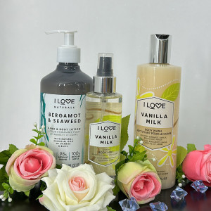 Pachet GiftDay, Lotiune Hidratanta de maini si corp I Love 500ml, Gel de dus I Love 375ml, Spray de corp I Love 150ml si aranjament floral - Img 7