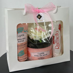Pachet GiftDay pentru dama, Unt de corp 200ml, Crema de maini 100ml,praline Raffaello 80gr si un trandafir de spuma in punga cadou - Img 7