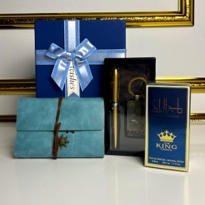 Set barbati Royal Gentleman, cu agenda vintage, pix, breloc și parfum arabesc