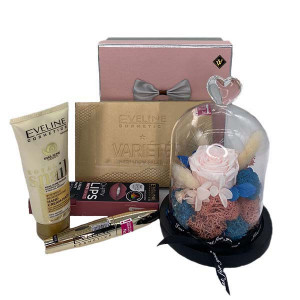 Set cadou pentru femei, trandafir criogenat, crema de zi, big volume mascara, kit de buze, paleta de machias si o cutiuta cadou din gama Prestige 24 k Eveline Cosmetics