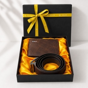 Set pentru barbati Cognac Edition, cu portofel bifold texturat si curea din piele eco maro inchis, in cutie eleganta - Img 2