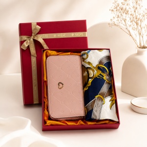 Set premium dama Romance Edition, cu portofel din piele eco roz si esarfa satinata, in cutie eleganta - Img 6