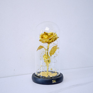Trandafir artizanal in cupola, cu petale pe blat negru, LED, Gold