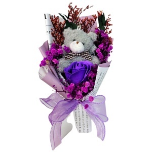 Aranjament floral Best Wishes cu ursulet de plus, trandafir mov de sapun si flori criogenate, 26x12 cm - Img 3