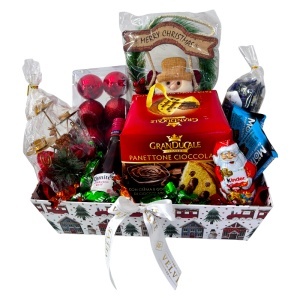 Boo Basket Family, cu panettone, decoratiuni de Craciun, flori parfumate de casa, Lambrusco si selectie de dulciuri, ambalate festiv