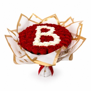 Buchet floral personalizat cu litera din 65 trandafiri de sapun, Rosu- Alb, 50x40 cm - Img 2