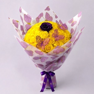 Buchet floral premium cu 51 trandafiri de sapun, fluturi decorativi si accente glitter, inaltime 45 cm, Galben - Mov - Img 4