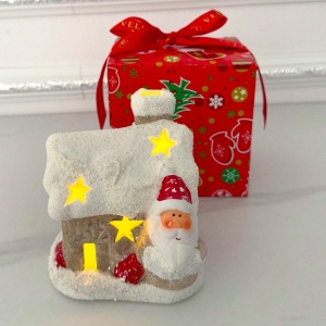 Casa de poveste a Moșului, decoratiune luminoasa de Craciun, tip casuta acoperita de zapada si stelute, 11 x 10 cm, Maro-Alb - Img 5